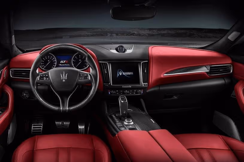 Levante Red Interior