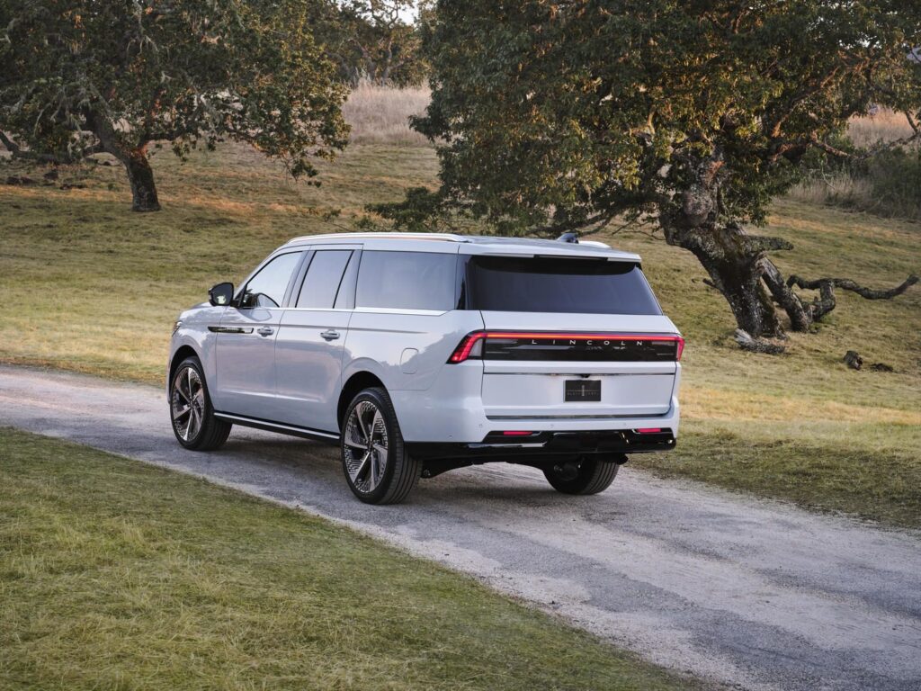 2025 Lincoln Navigator Car Leasing
